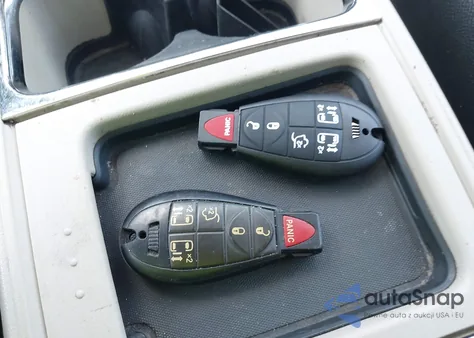 2013 Chrysler Town & Country Touring from USA, damaged, VIN 2C4RC1BG6DR732045